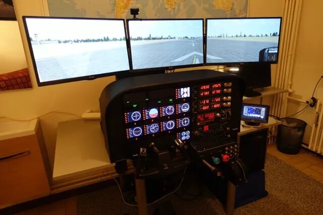 Flight simulator клавиатура. Saitek кокпит. кокпит logitech авиасимулятор. штурвал boeing 737 для авиасимулятора. saitek pro flight cessna 2025 году.