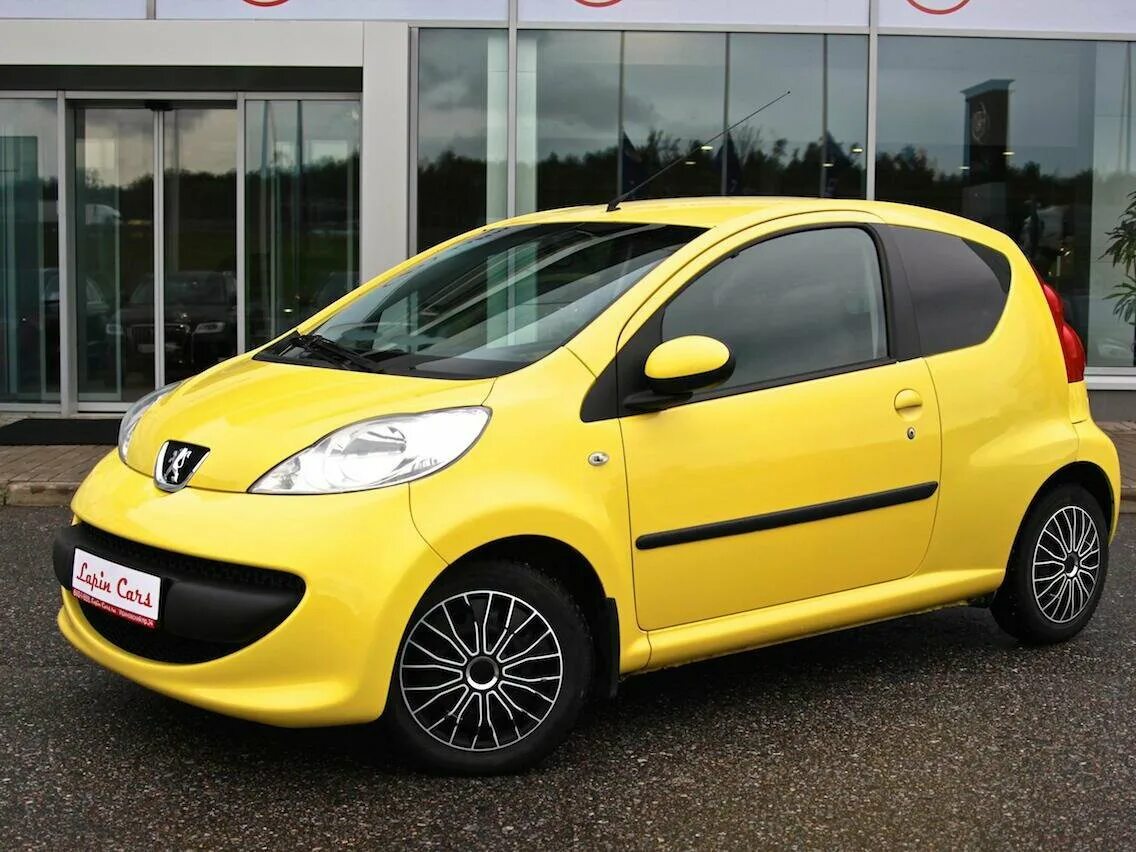 Пежо 107 двухдверная. Peugeot 107 2008. Пежо 107 красный. Пежо 107 1997. Пежо 107 2008.