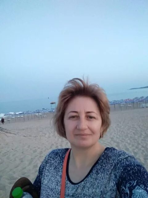 Женщина ищет женщину для совместного проживания. Курсавка девушки. Женщина ищет женщину для совместного проживания. Одинокая женщина ищет мужчину для совместного проживания. Ищу женщину для совместного проживания в москве.