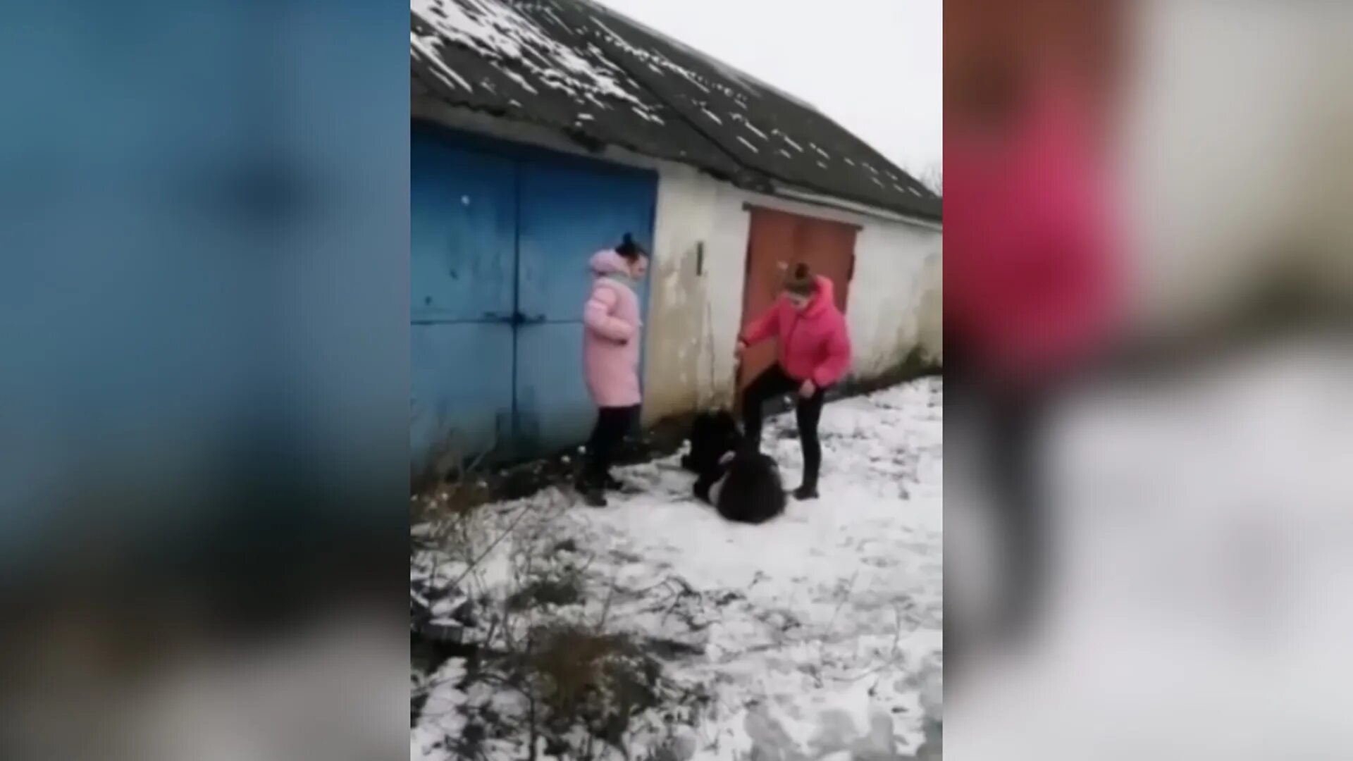 Издевались над слепым