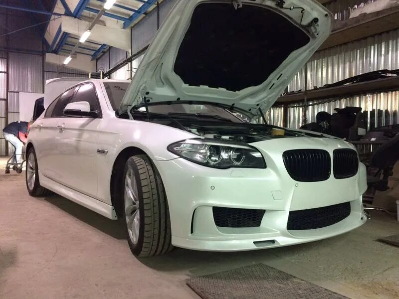 Тюнинг бамперов бмв. Bmw f10 prior design. бампер передний bmw f10. бампер передний бмв ф10. bmw f10 tuning бампер.