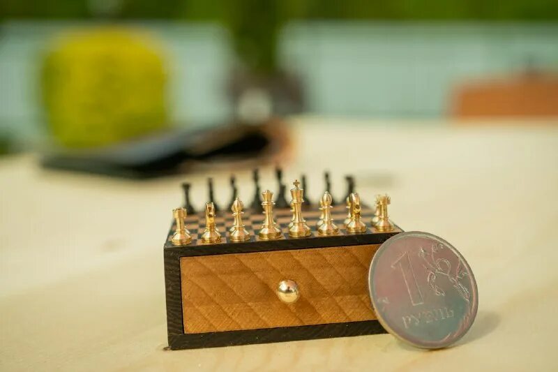 самодельный плеер. плеер из дерева. левша самоделки. левша самоделки. вениамин левша.