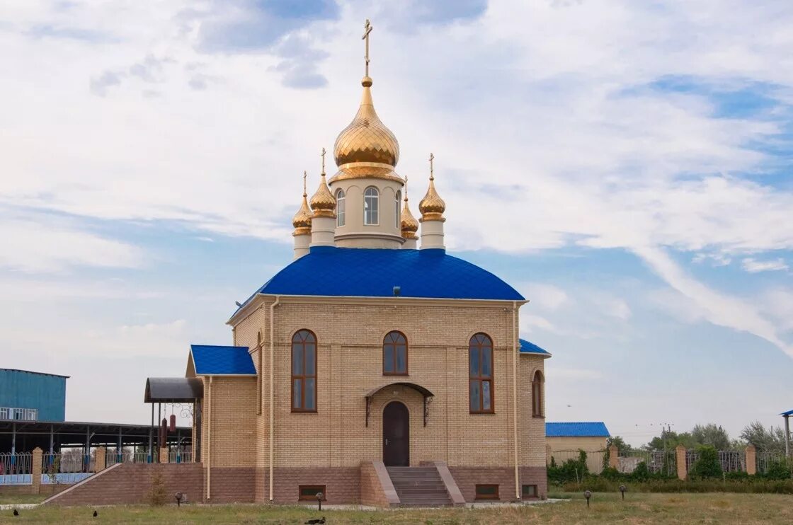 Красногвардейский районный ставропольского края. Ставропольский край Красногвардейский район село Красногвардейское. Села в Красногвардейском районе Ставропольского края. Храм Успения Пресвятой Богородицы Красногвардейский раон. Красногвардейское церкви Ставропольский край.