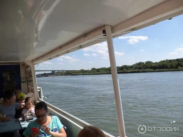 Дача на острове москва. Ростов на дону причал теплоходов. Причал 23. Литвиново плавучий домик рыбалка. 14 лесозавод пристань архангельск.