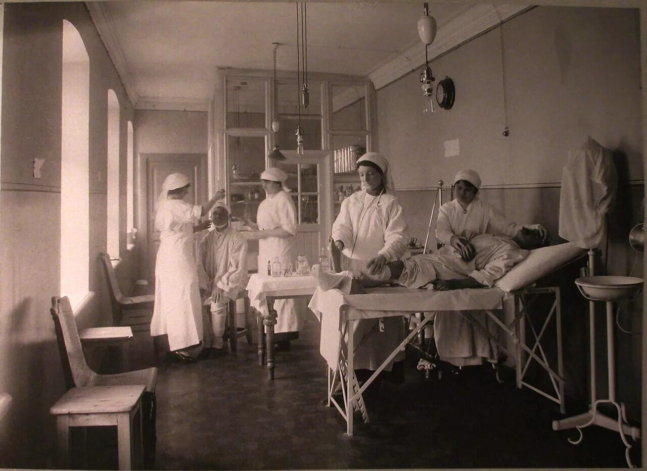 Госпитали для раненых. Колпанский госпиталь 1914. госпитали и медсанбаты 1914г. военный госпиталь 1 мировая война.