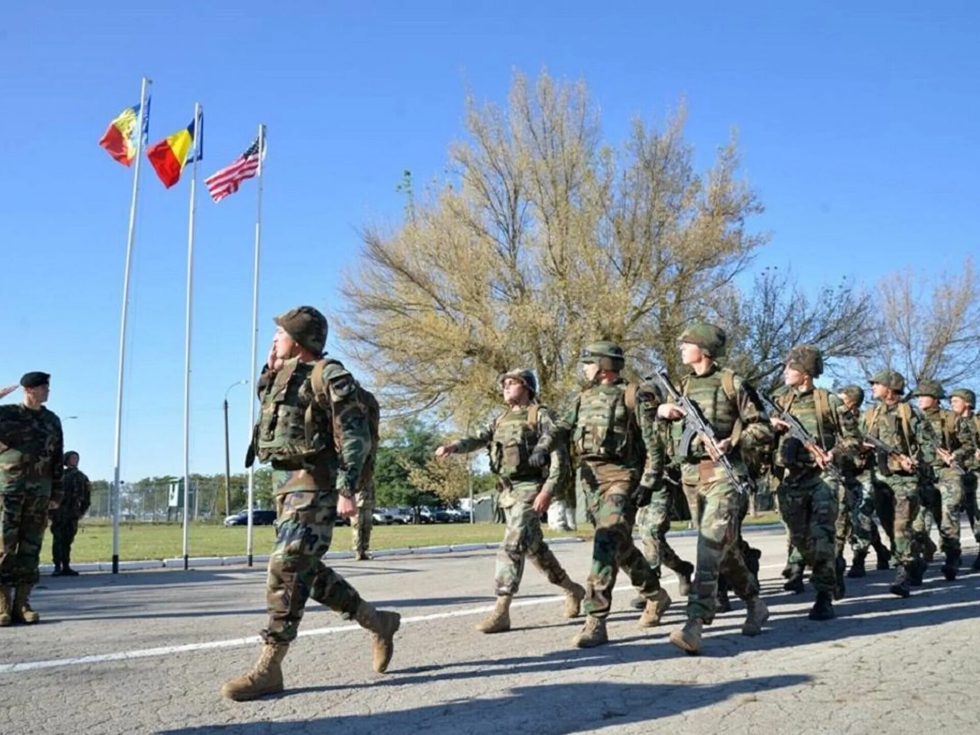 Румыния войска Приднестровье. Военные учения Румыния Молдова. Учения национальной армии Молдовы. Армия Молдавии 2022.