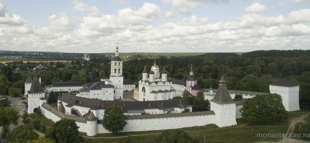 Боровск пафнутьев боровский монастырь. Свято пафнутьевский монастырь. Монастырь в боровске калужской. Свято-пафнутьев боровский монастырь. Свято пафнутьевский монастырь.