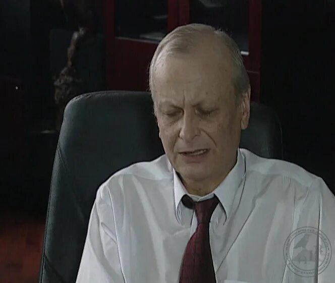 Череп бандитский петербург актер прототип. Бандитский петербург 6: журналист сериал. С сериала бандитский петербург коллекционные фужеры. Кощей из бандитского петербурга. Бандитский петербург 6 журналист.