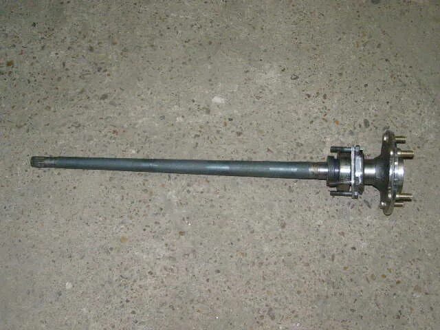 Rg2121-2403069. Задняя полуось. Задняя полуось. Полуось заднего моста 2123 (без абс) sv-parts. Полуось на ваз 2101-2107.