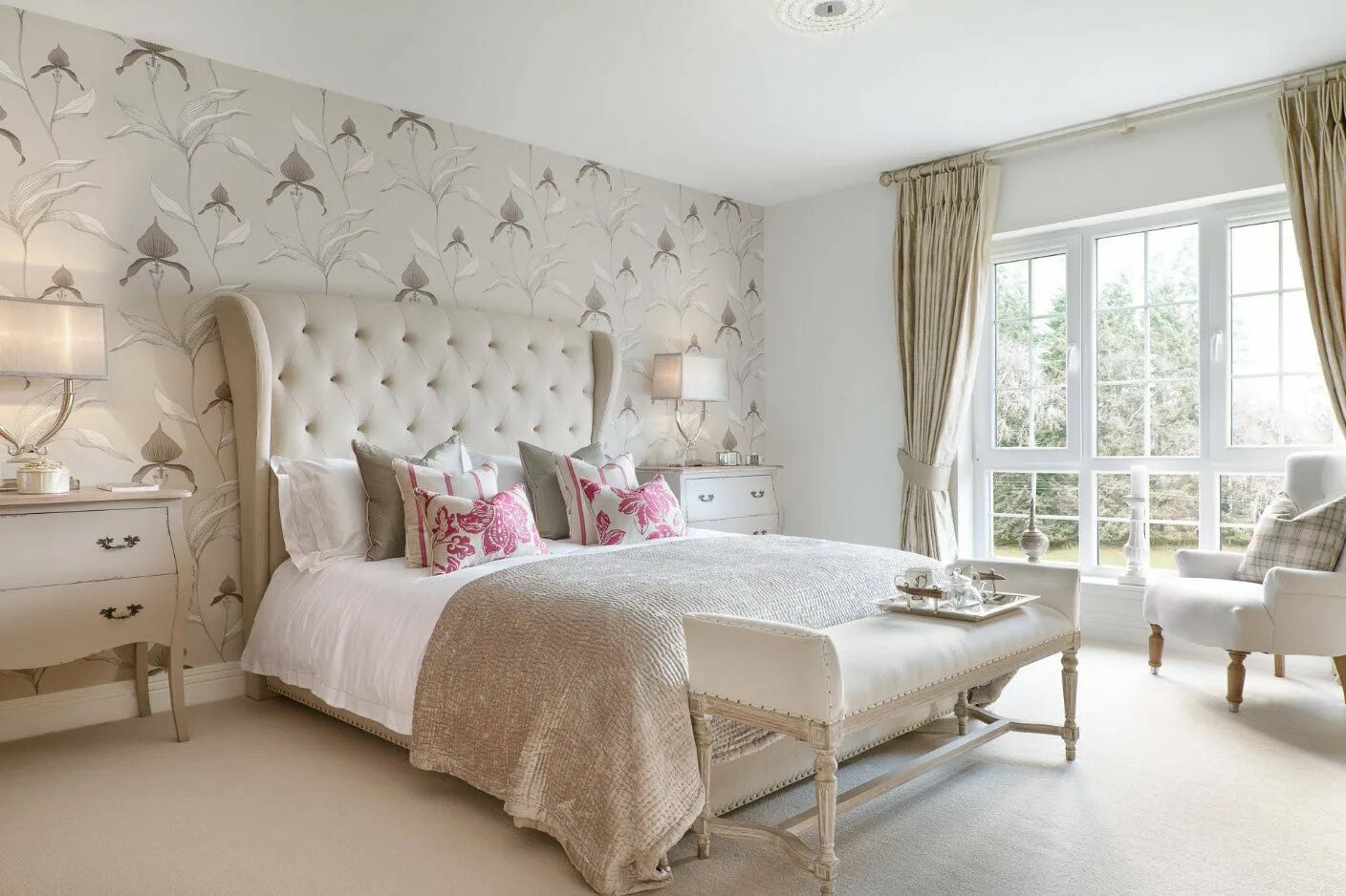 Обои в интерьере спальни. Спальня в скандинавском стиле в светлых тонах. Спальня в классическом стиле в светлых тонах. Светлые обои для спальни фото. Обои rasch florentine 2 455649.
