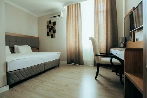 Empire hotel