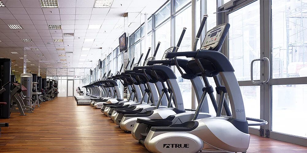 Go fit. Go fit нижний новгород горького 250. фитнес клуб. велотренажеры в world class. беговая дорожка world class.