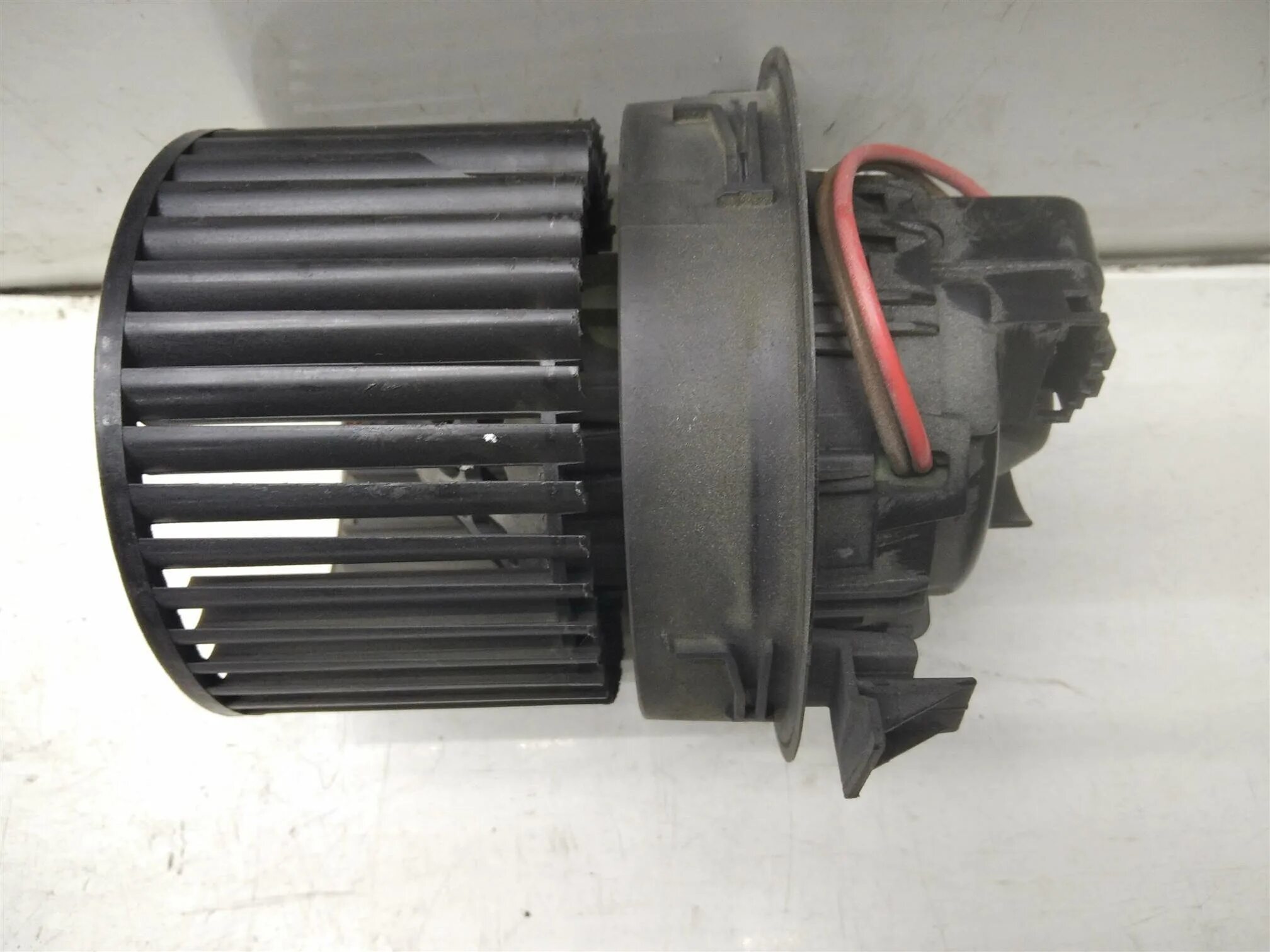 Моторчик отопителя ниссан альмера g15. Мотор печки альмера g15 артикул. Моторчик печки ниссан альмера g15. Вентилятор печки ниссан альмера g15. Мотор отопителя almera g15.