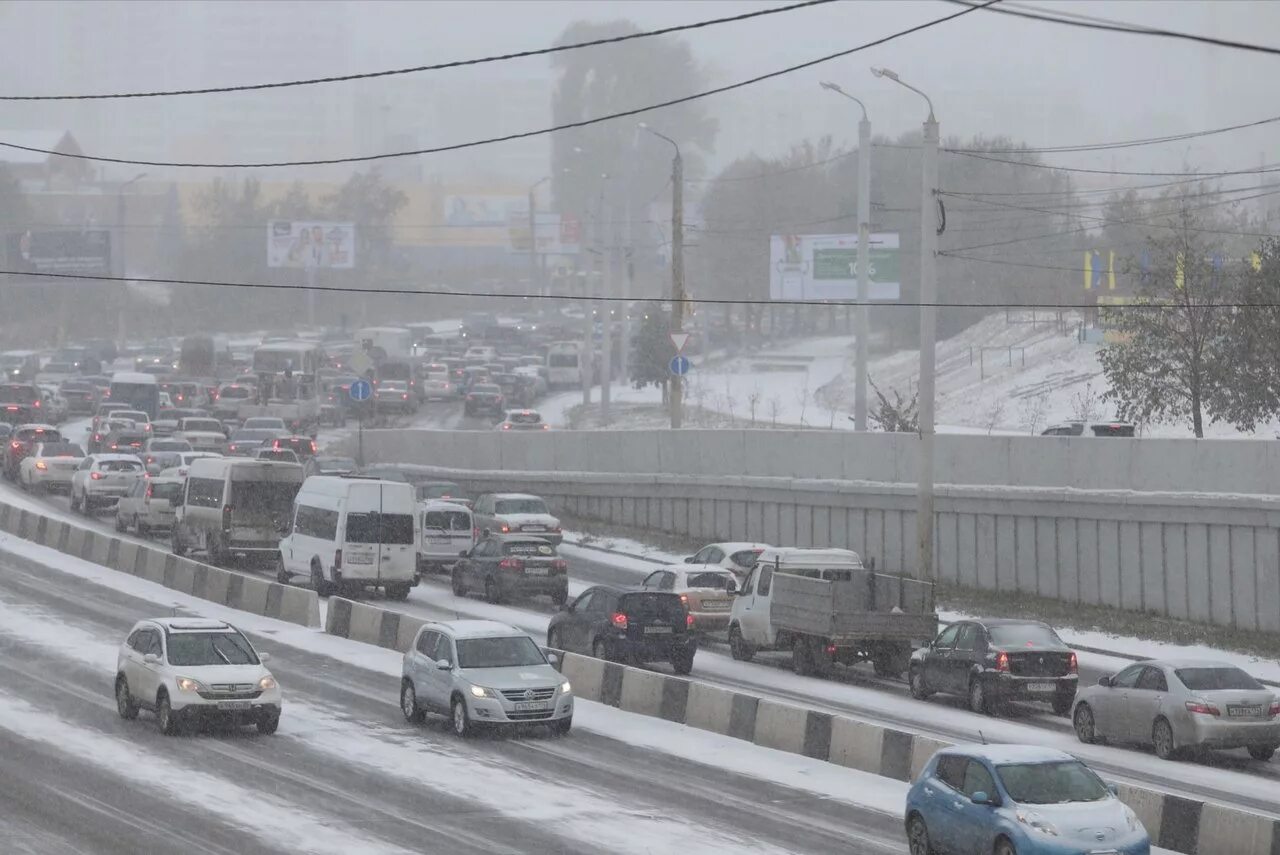 В Челябинской области образовалась крупная пробка на федеральной трассе