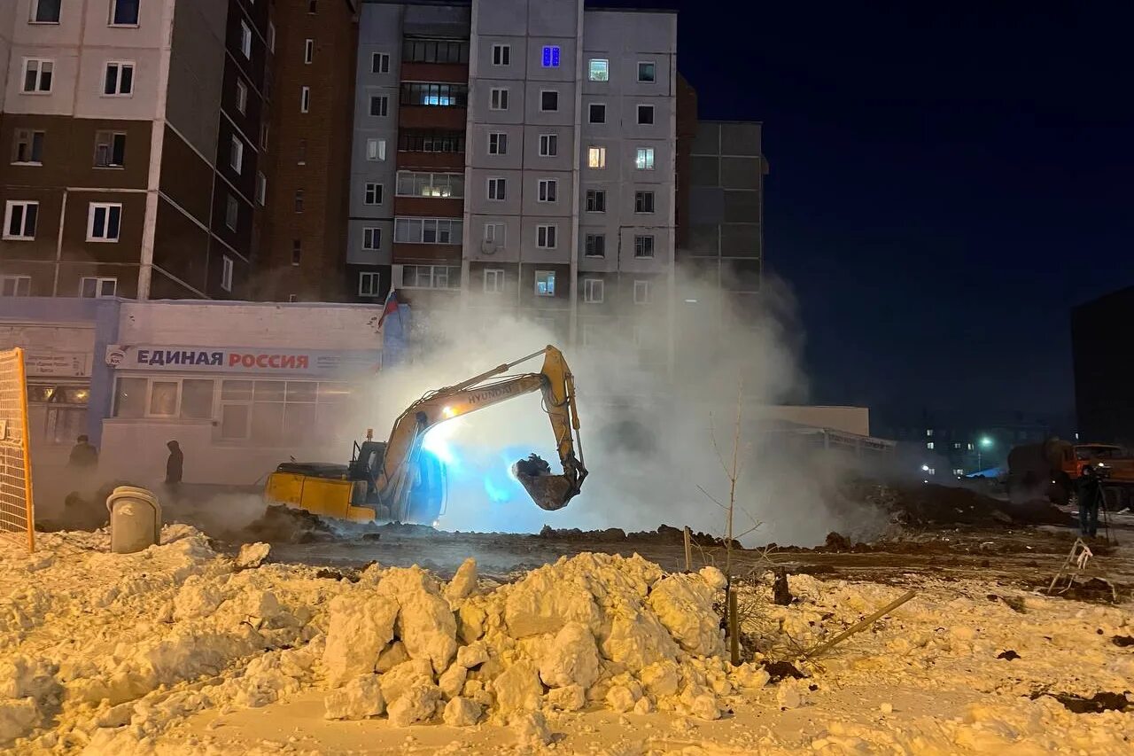 Комсомольск на амуре 2 декабря 2014. Метель в комсомольске на амуре в 2014. Митинг в донецке 1 марта 2014. Авария на борском 14. 14 декабря 2014 г.