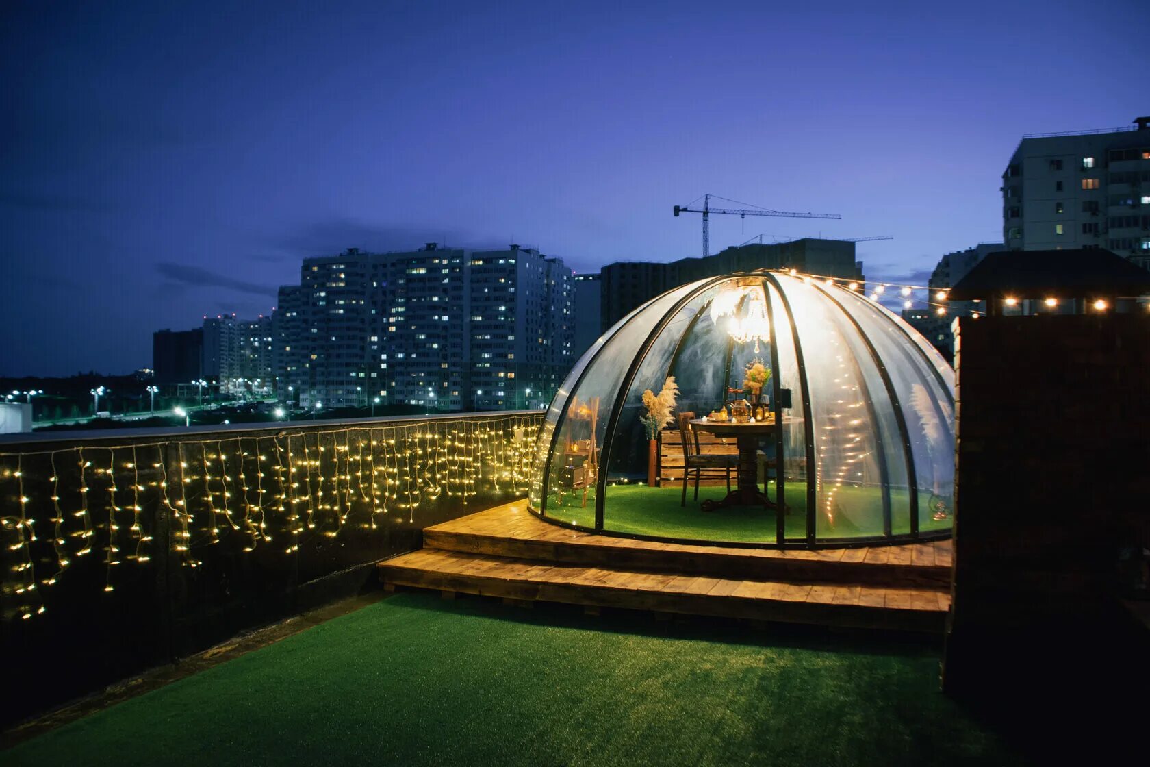 Парк галицкого в краснодаре баобаб. Парк галицкого в краснодаре осень. Златоглавые храмы россии. Добросфера 10h. Свято-георгиевский храм краснодар.