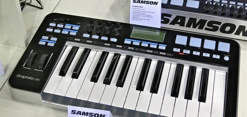Graphite 25. Graphite 25. Midi-клавиатура samson graphite m32. Midi-клавиатура samson graphite 49. Nova graphite 25x50 стена.