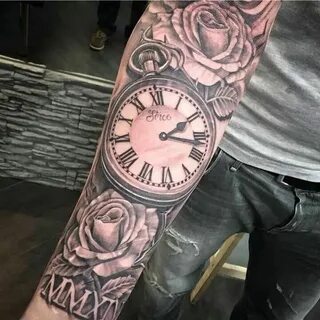Тату с часами