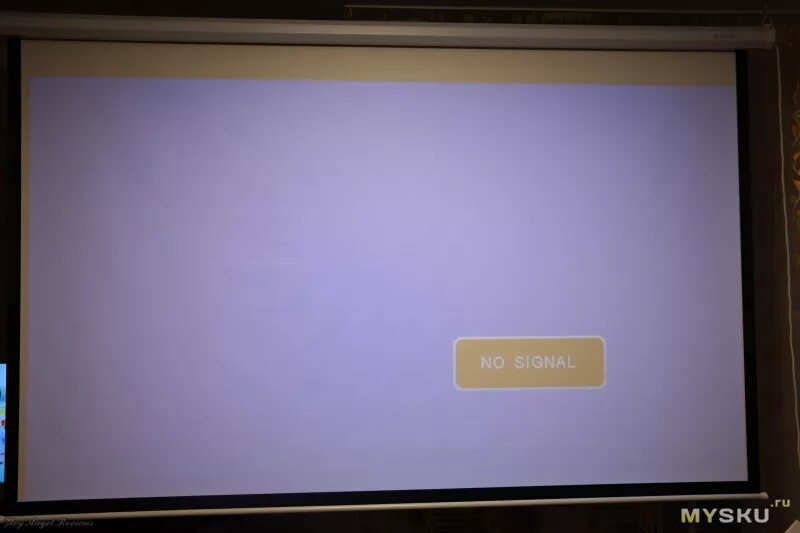 Почему видит проектор. Нет сигнала на мониторе. no signal на мониторе. нет сигнала на проекторе. отсутствие сигнала на мониторе.