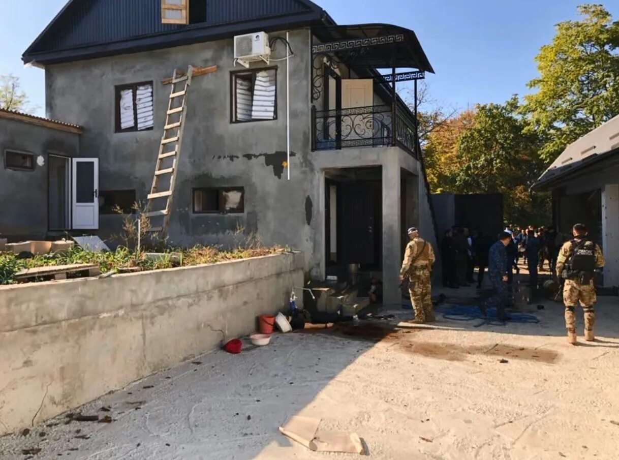 кафе голливуд. спецоперация в грозном, чечня. спецоперация в грозном, чечня. киевская 13 а грозный. ликвидированные боевики в чечне.