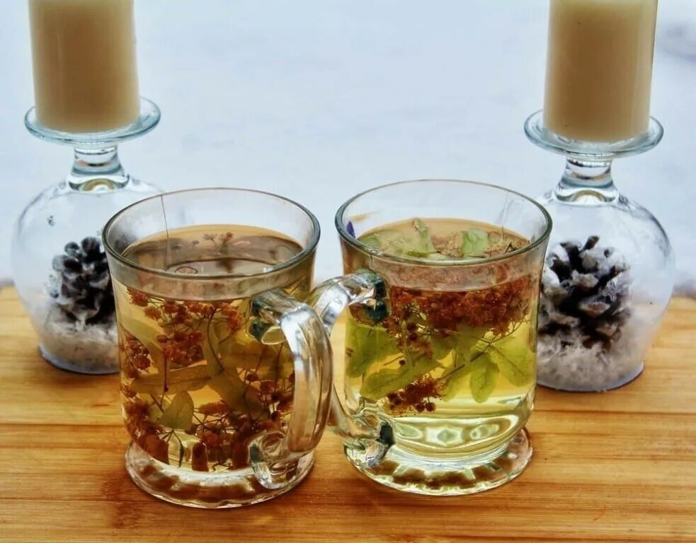 Травяной чай с гвоздикой. Чай с чабрецом и с гвоздикой. Аромат чая. Чай с кедровыми орешками и мятой. Вода с гвоздикой пить польза