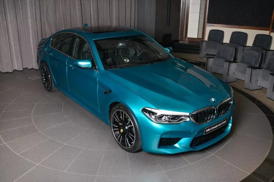 Сине зеленый автомобиль. Бмв серо голубая m5 2022. Bmw m5 f10 green. Ауди тт синяя. Audi a6 c8 green.