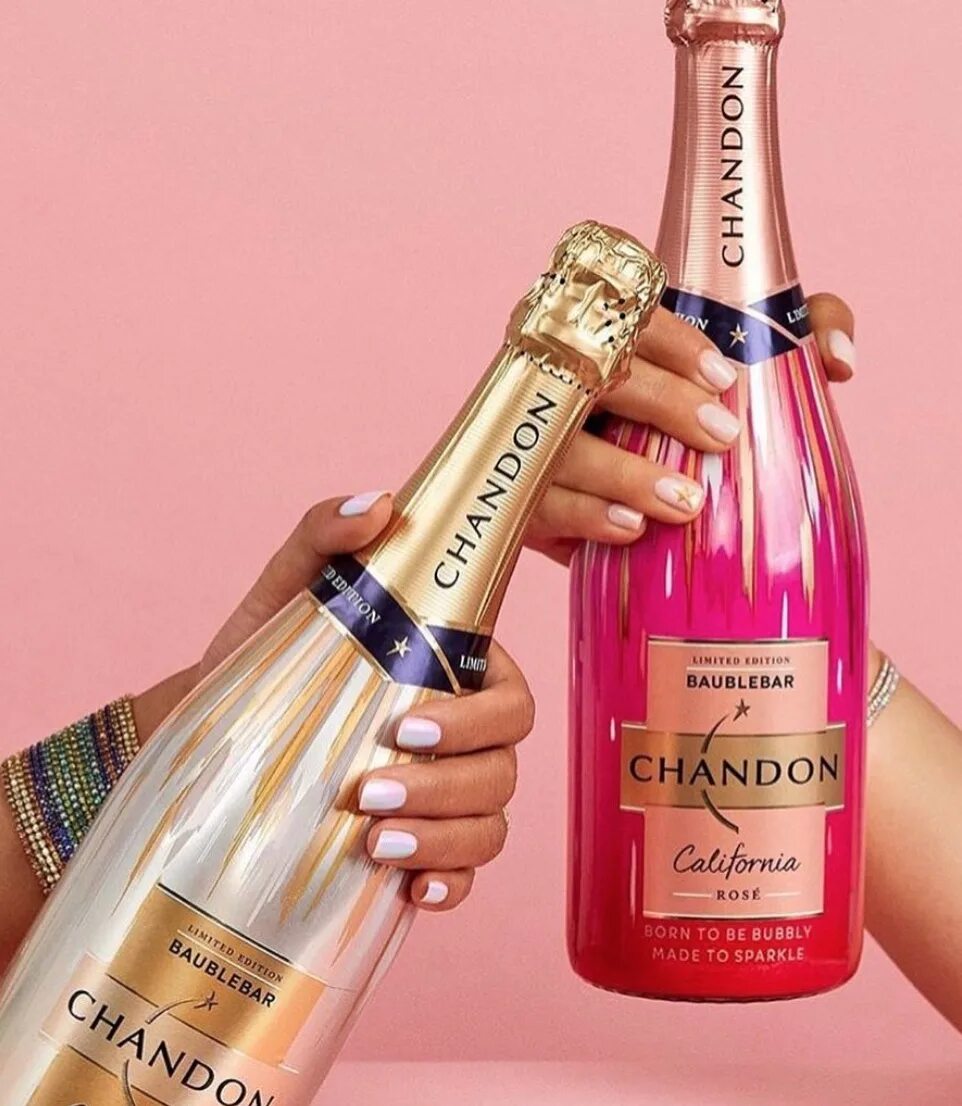 Moet Chandon Rose. Шампанское Crystal moet. Champagne moet & Chandon moet Chandon. Розовое шампанское.