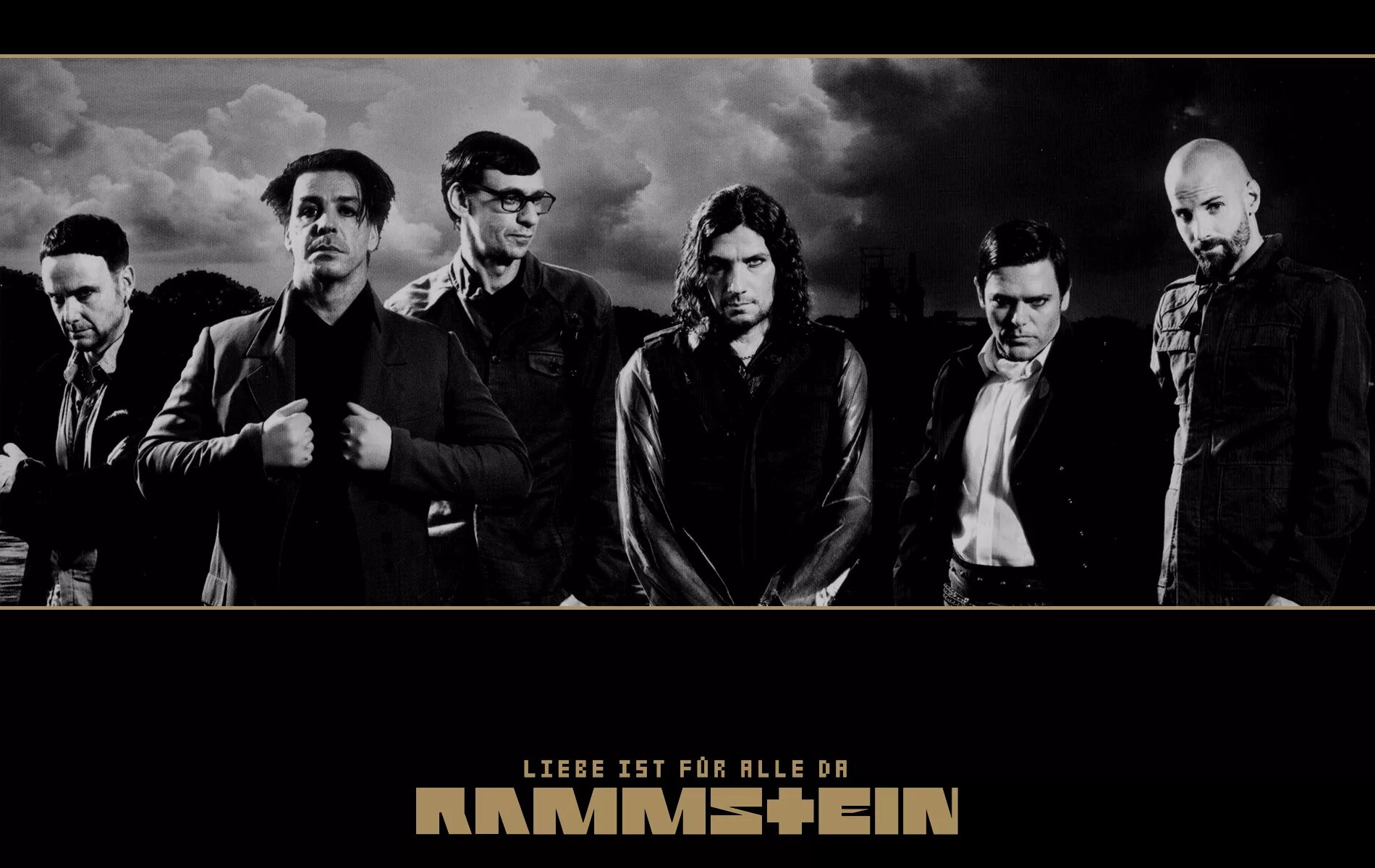 Rammstein жанр. Rammstein. Группа Rammstein постеры. Rammstein обои на рабочий стол. Rammstein фото 1920.