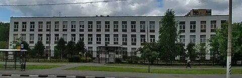 В какую школу отдали