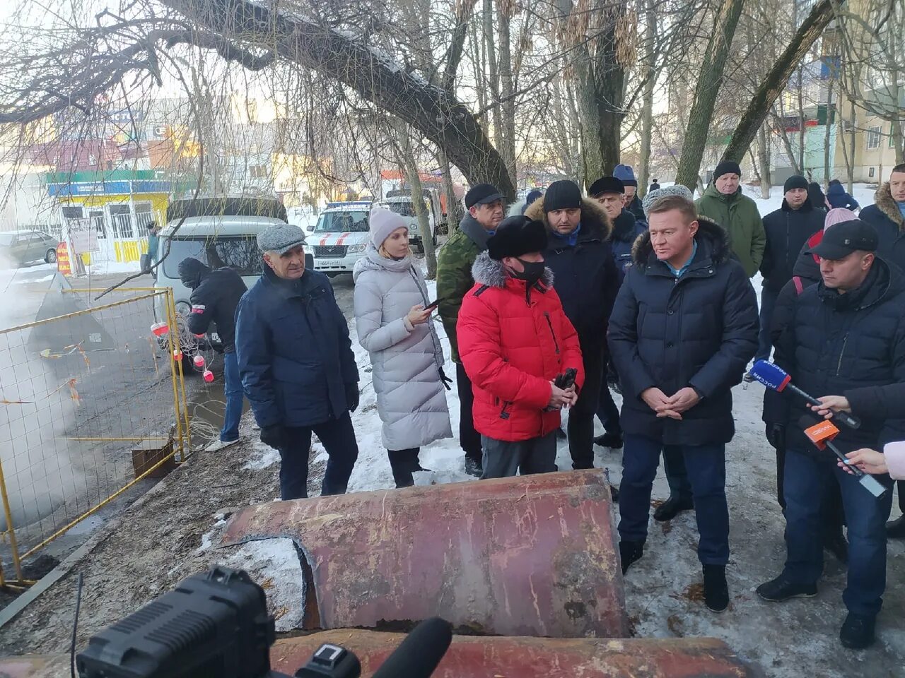 Аварии на теплотрассе в Курске сейчас. Авария на теплотрассе в Курске. Новости Курска. Новости Курска сегодня. Срочные новости курск сейчас последние