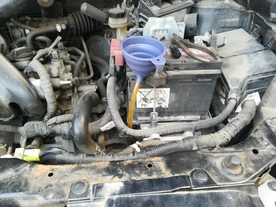 Как долить масло в вариатор. Вариатор ниссан кашкай j11. nissan qashqai 2012 2.0 щуп. щуп вариатора ниссан кашкай j11. масло в вариатор ниссан кашкай 2.0 j10.