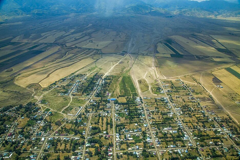 Казахстан джамбульская область село мерке. Мерке казахстан. Село мерке. Казахстан мерке улица гагарина. Казахстан джамбульская область село мерке.