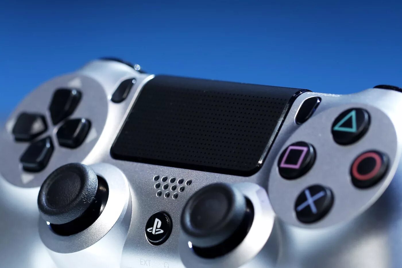 Sony playstation помощь. Креативная реклама Sony PLAYSTATION 5. Sony PLAYSTATION 5 игры. Сега с стилистикой под 1 PLAYSTATION. Хуавей гейм обои.