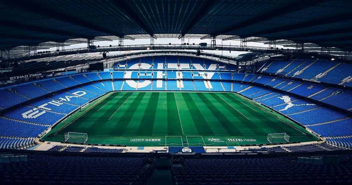 Etihad stadium. Стадион сити оф манчестер (этихад стэдиум). Этихад стадион манчестер сити. Стадион сити оф манчестер. Стадион этихад манчестер.