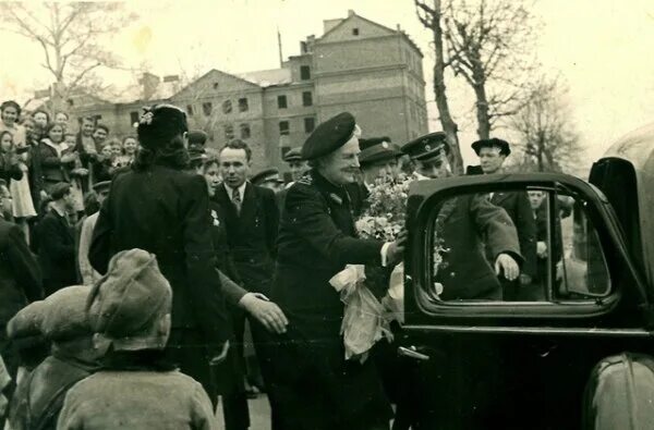 Курск 1945. Курск 1945 год. Освобождение курска в 1943 году. Черчилль курск. Курск 1945.