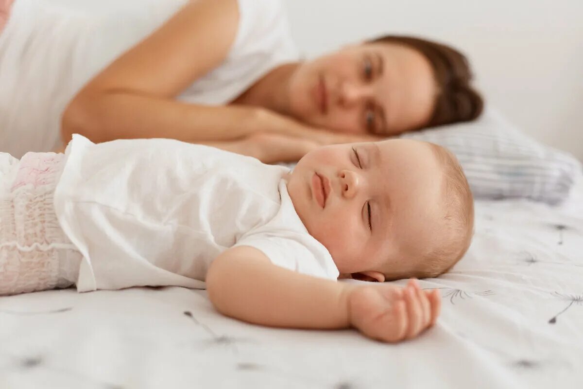 Sleepy mom