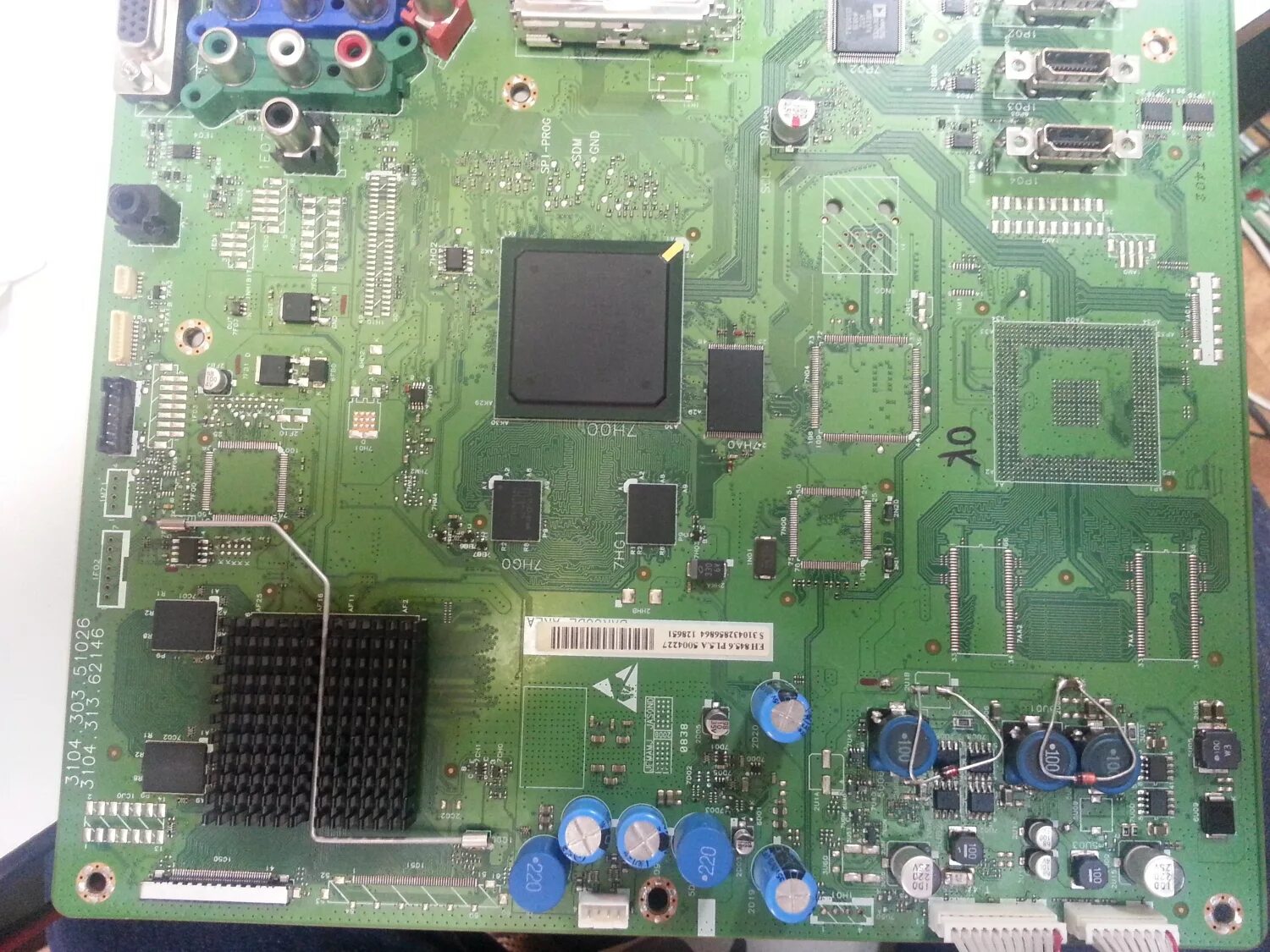 Какой процессор стоит в телевизоре. Philips 32pfl4268t материнская плата. материнская плата для телевизора philips. плата для телевизора филипс. процессор для телевизора филипс.