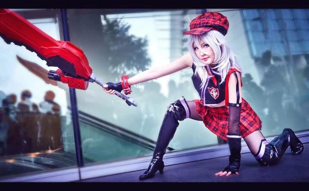 Алиса новая мини 2. Alisa God Eater Cosplay. Пожиратель богов Алиса косплей. Алиса Шульц Cosplay 2b.