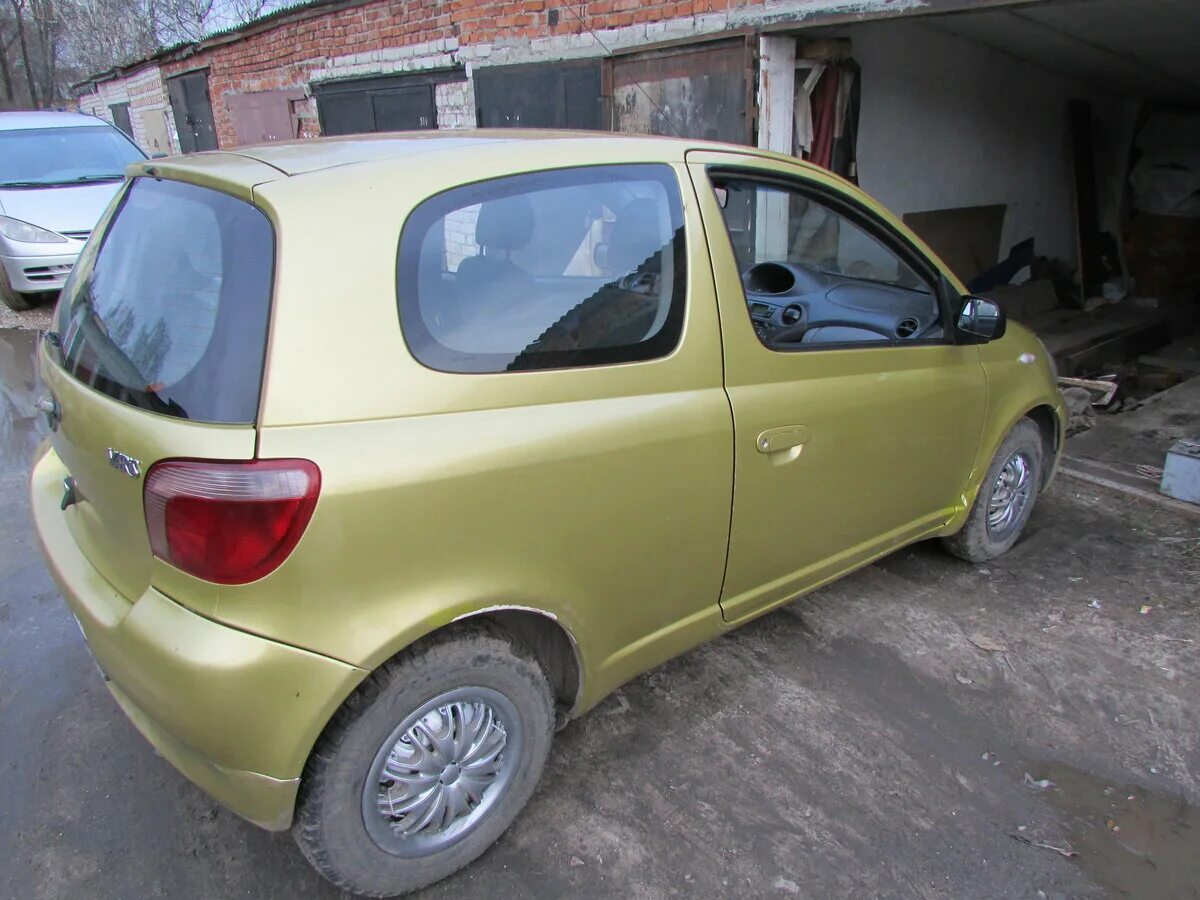 Ярис 2000 год. Toyota Yaris 2000. Тойота Ярис 2000 года. Yaris Toyota 2000г. Toyota Yaris 2000 год.