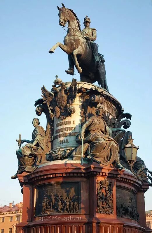 Памятник царю в санкт петербурге. Памятник петру 1 царь-плотник петербург. Памятник петру 1 на адмиралтейской набережной. Памятник петру 1 растрелли в санкт-петербурге. Памятник царю в петербурге.