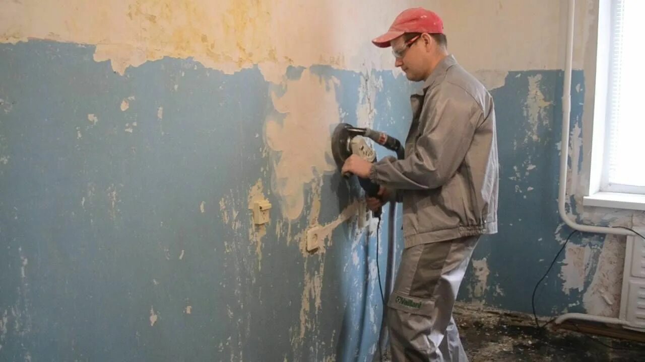 Подготовка очистка поверхности. Очистка поверхности стен. Снятие штукатурки со стен. Расчистка стен от старой краски. Демонтаж штукатурки со стен.