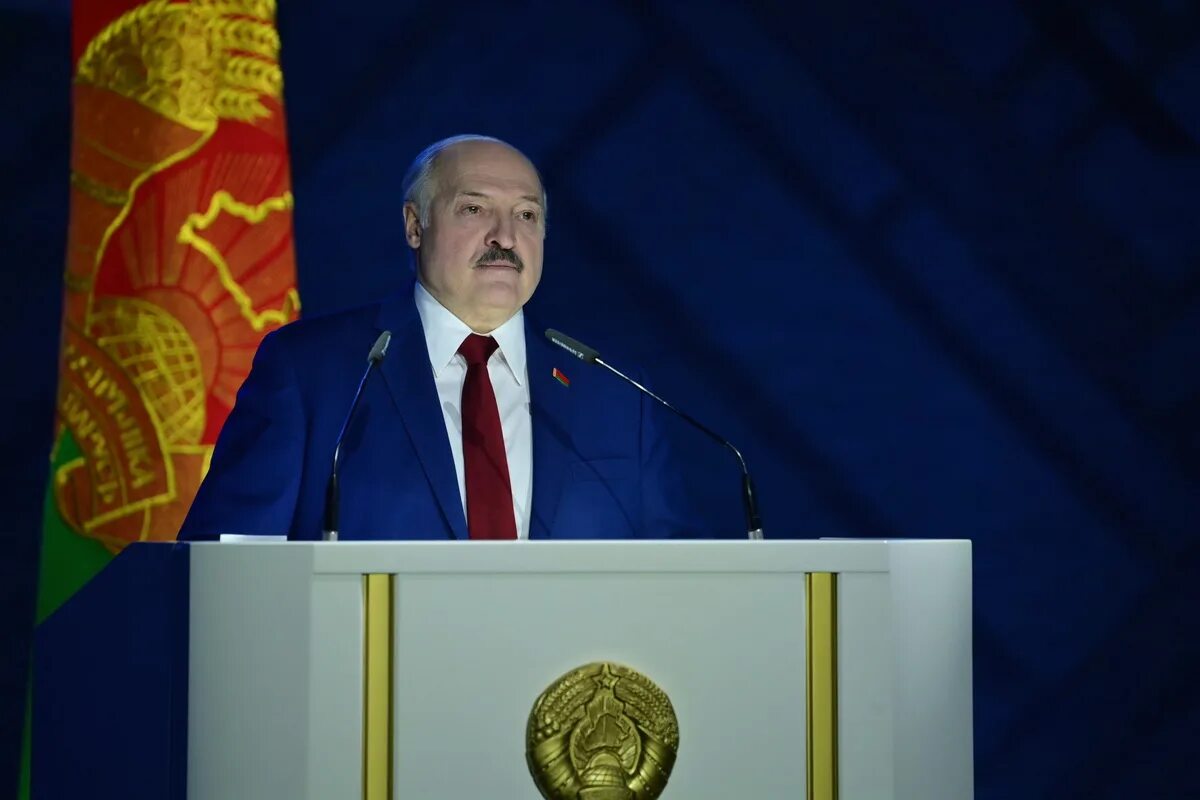 Выступление президента. Послание белорусскому народу. Послание лукашенко 2022. Лукашенко с народом. Послание белорусскому народу.
