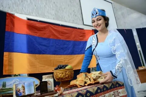 Армянское приветствие