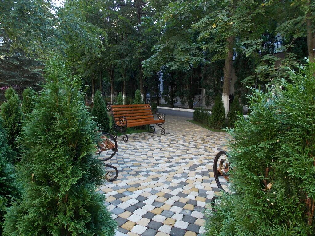 Парковая зона в санаториях. Санаторий центросоюз кисловодск. Кисловодск ул володарского санатории. Кисловодск володарского 12 санаторий. Санаторий центр союз кисловодск.