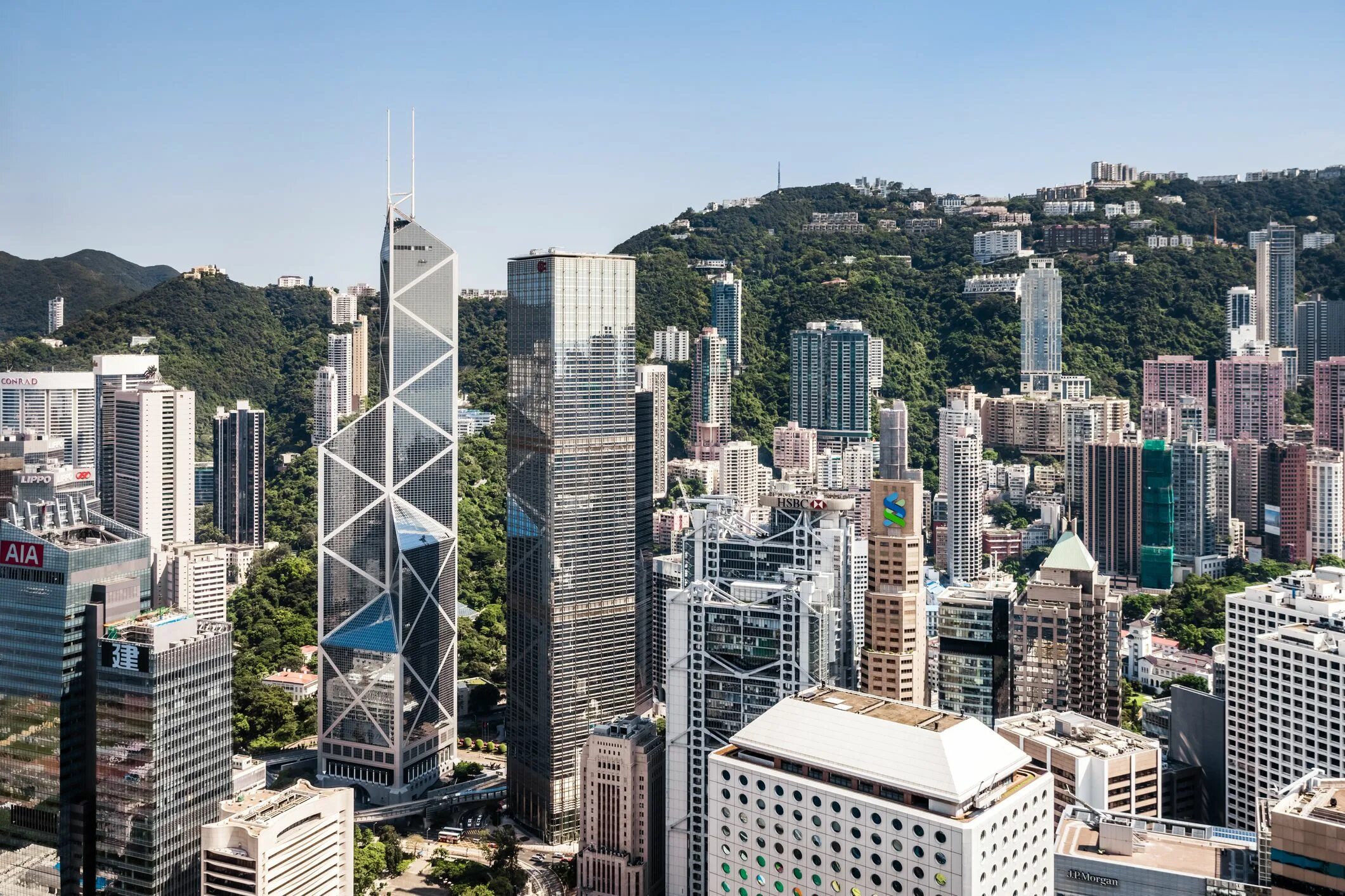 Небоскребы гонконга. Гонг Конг небоскребы. Гонг Конг бизнес центр. Небоскреб the Metropolitan Hong Kong. Ураганные башни Гонконг.