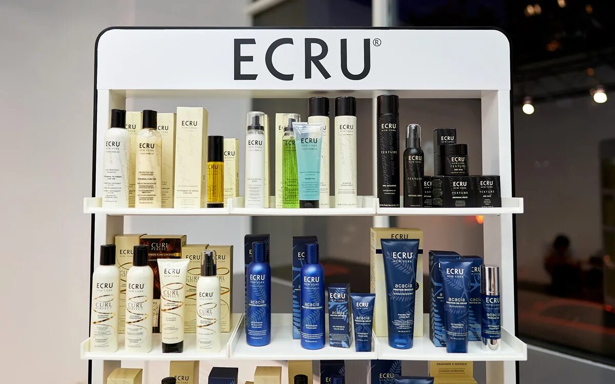 Ecru какой бренд. Ecru new york. ecru бренд. ecru new york logo. косметический бренд лос анджелеса.