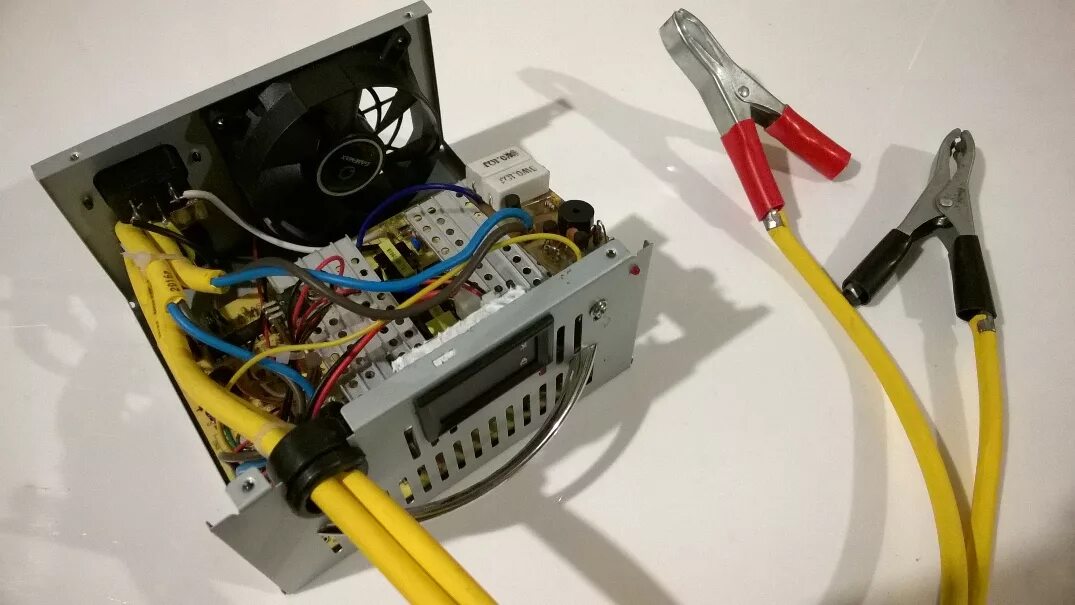 Из компьютера сделать зарядное устройство. Из старого блока питания от компьютера. полезная вещь из блока питания компьютера. применяем блок питания от компьютера. идеи с блоком питания от компьютера.