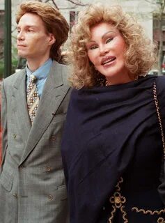 Alec n wildenstein