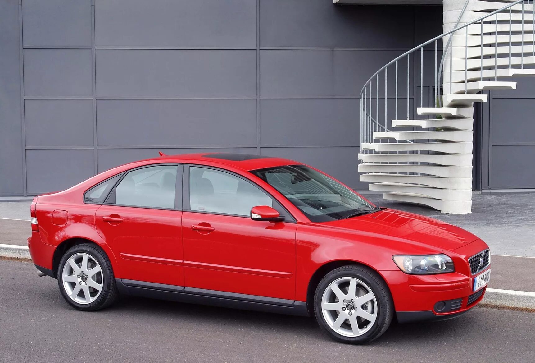 Вольво s40 2004. Volvo s40 Red. Volvo s40 II 2004. Volvo s40 2012. Купить машину с 40