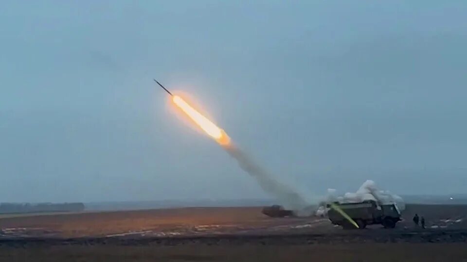 Украинский беспилотник. Беспилотник. Украинский беспилотник. Брянская область где сбиты беспилотники. Тихие крылья бпла.